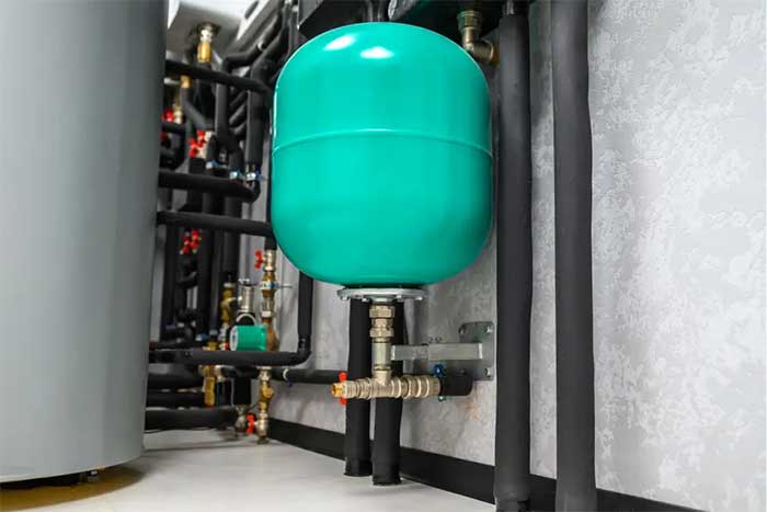 Expert Expansion Tank Services Expert Expansion Tank Services