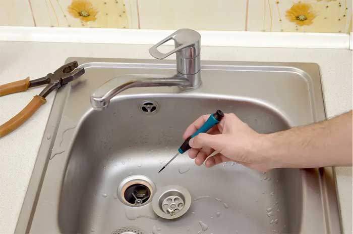 Expert Sink Repair Technicians Expert Sink Repair Technicians