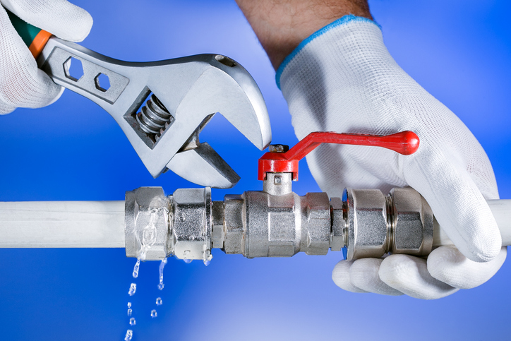 When to Call for Emergency Plumbing Installation