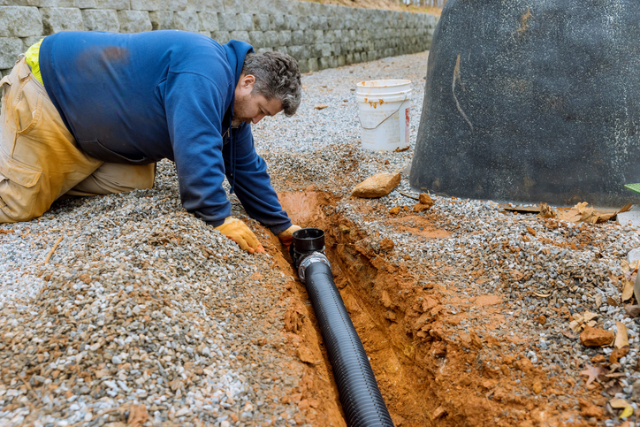 How a Sewer Line Plumber Diagnoses Foul Odors and Backups