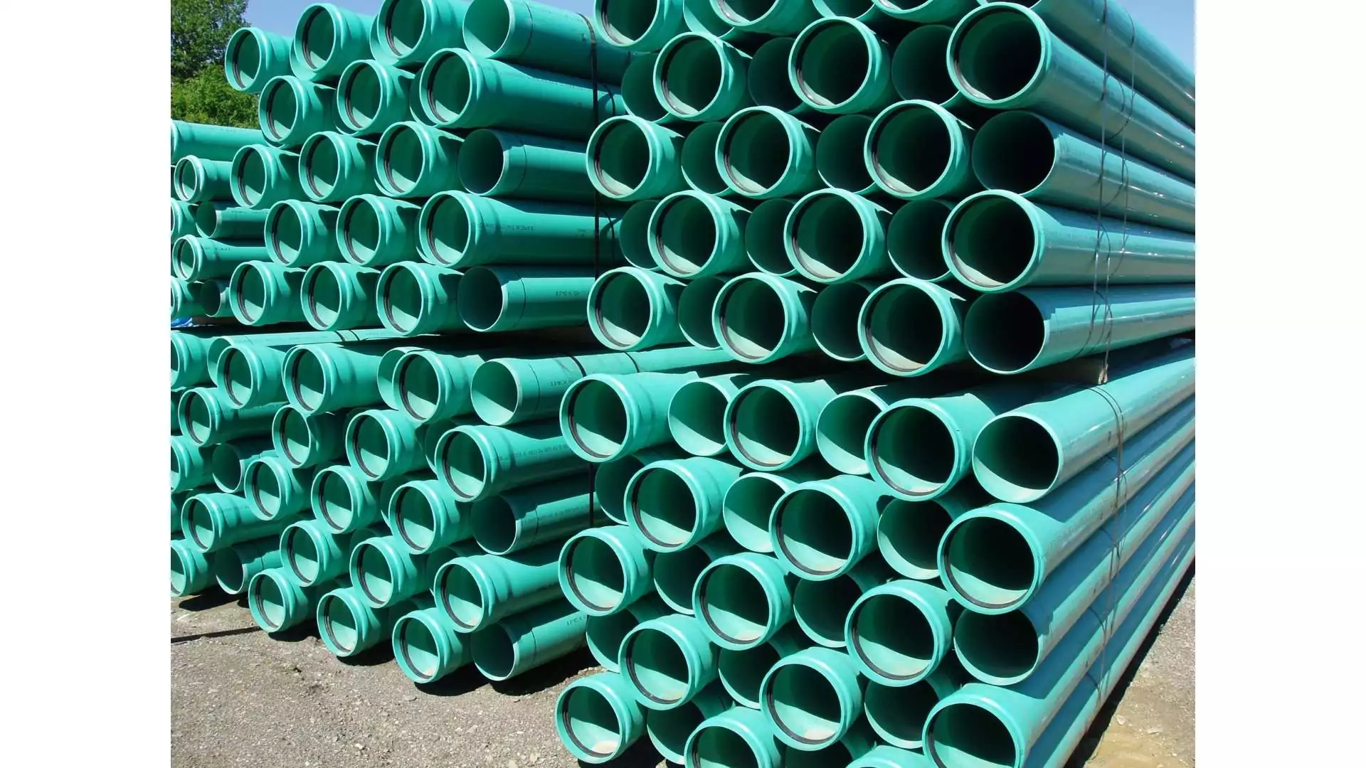 picture of pipes for plumbing